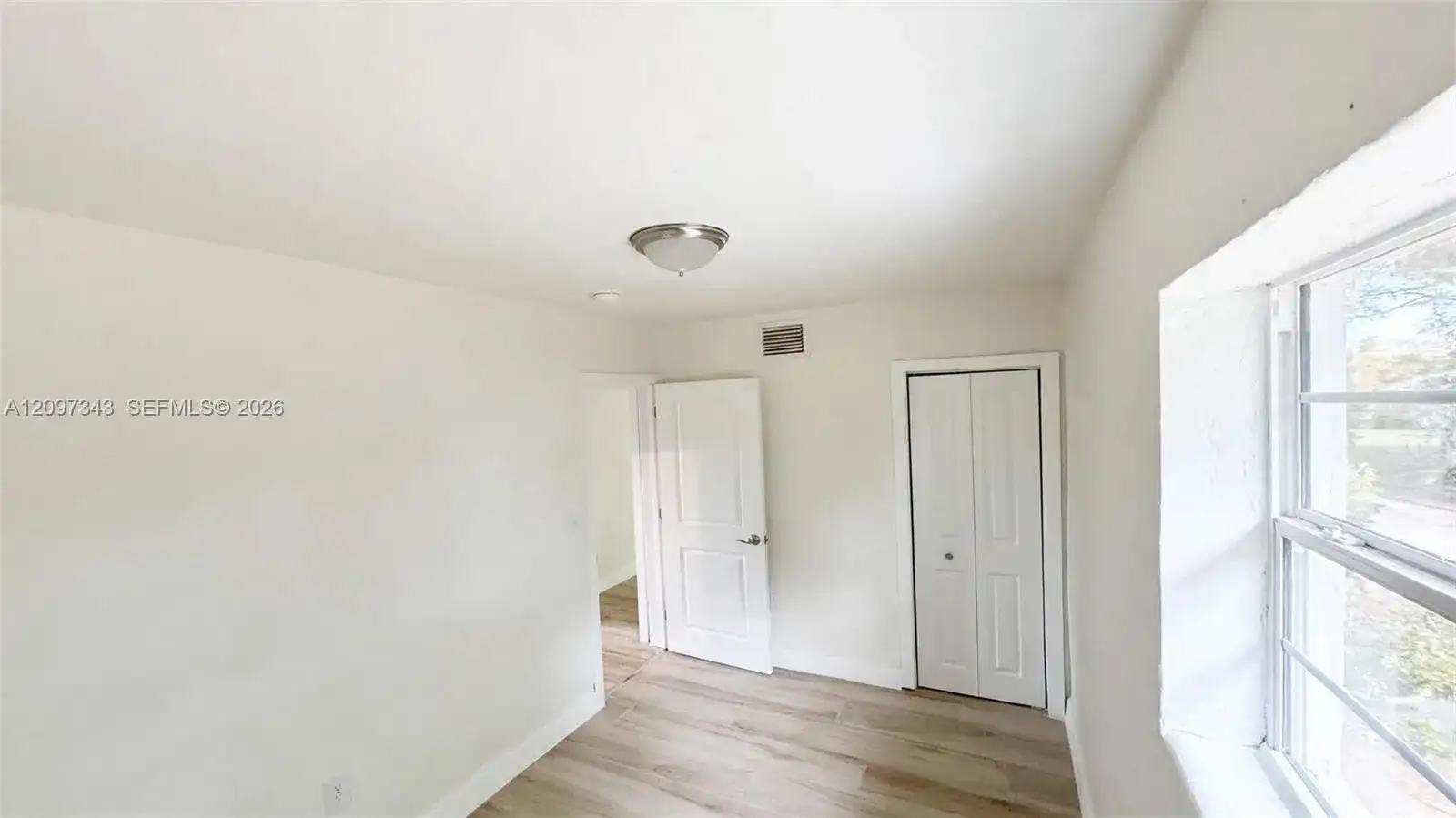 6308 Washington St, Hollywood FL 33023 photo 4