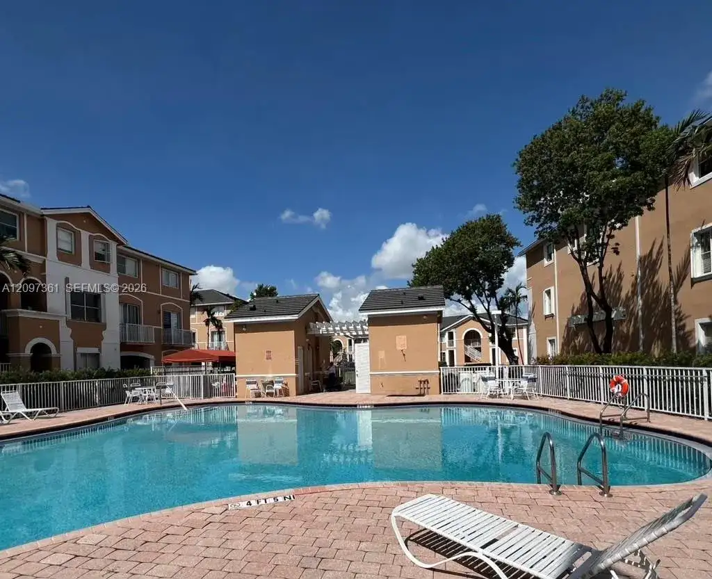 7250 NW 177th St # 16, Hialeah FL 33015 photo 2