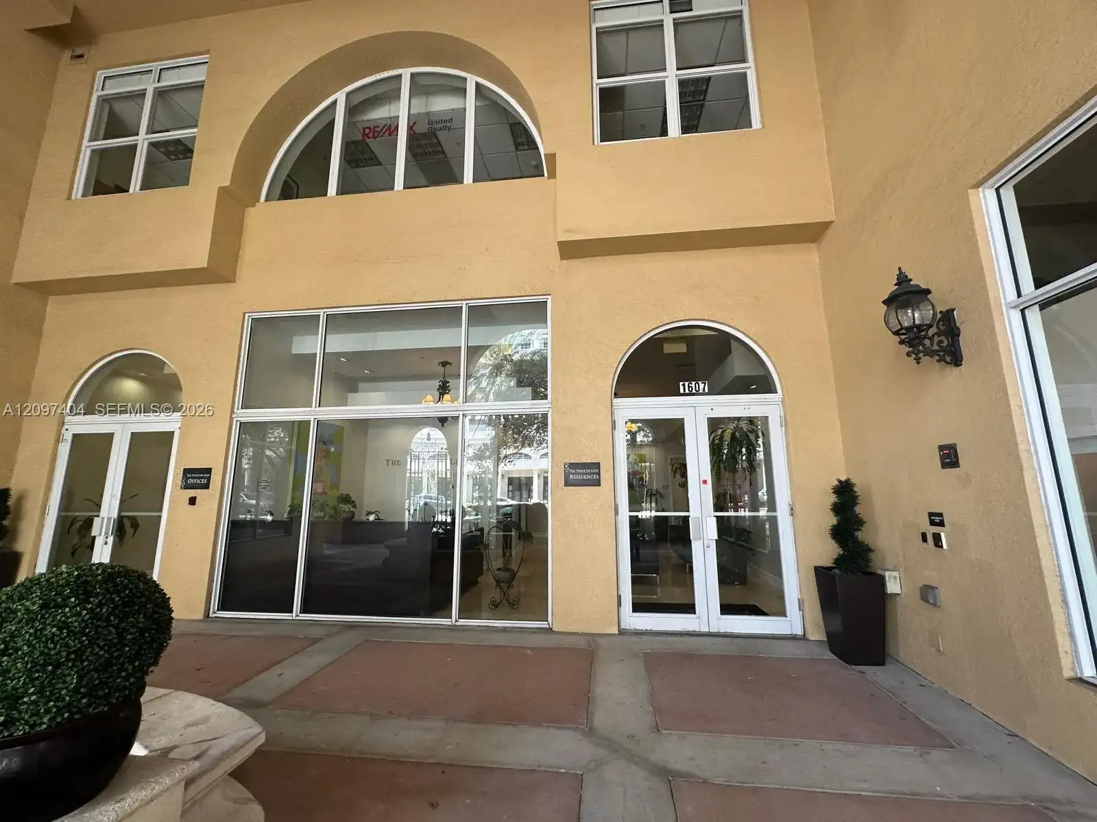 1607 Ponce De Leon Blvd # 8D, Coral Gables FL 33134