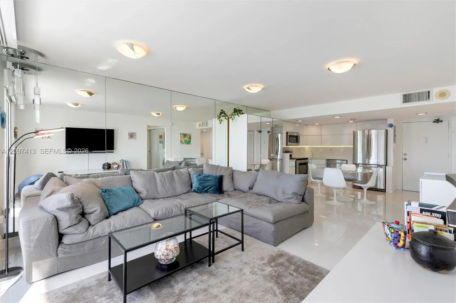 345 Ocean Dr # 1012, Miami Beach FL 33139