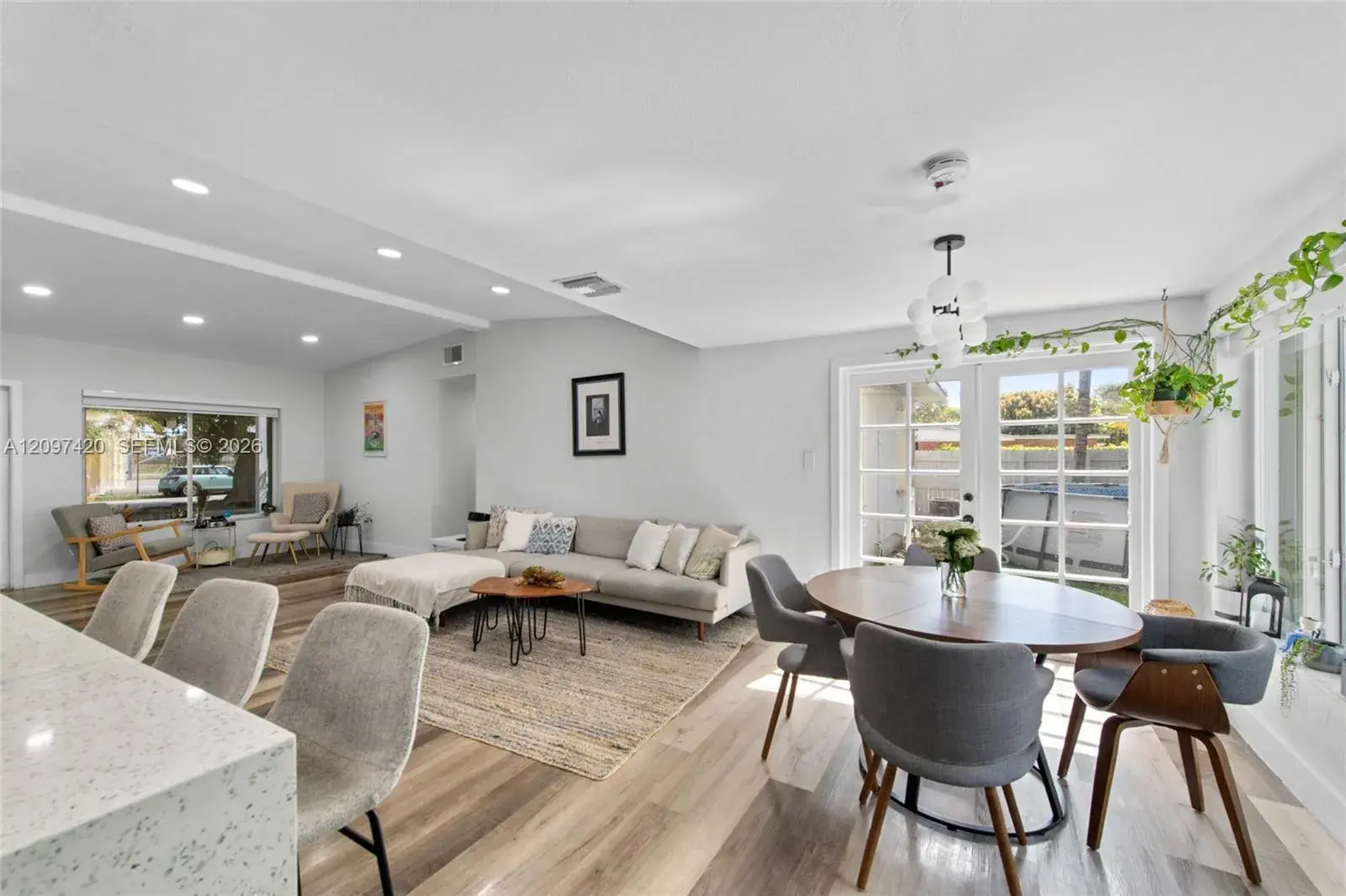 1704 SW 9th St, Fort Lauderdale FL 33312