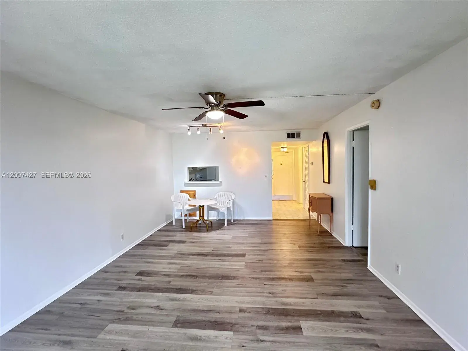 950 Hillcrest Dr # 511, Hollywood FL 33021