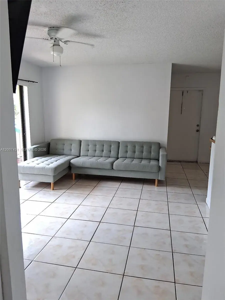 415 NW 210th St # 203, Miami Gardens FL 33169
