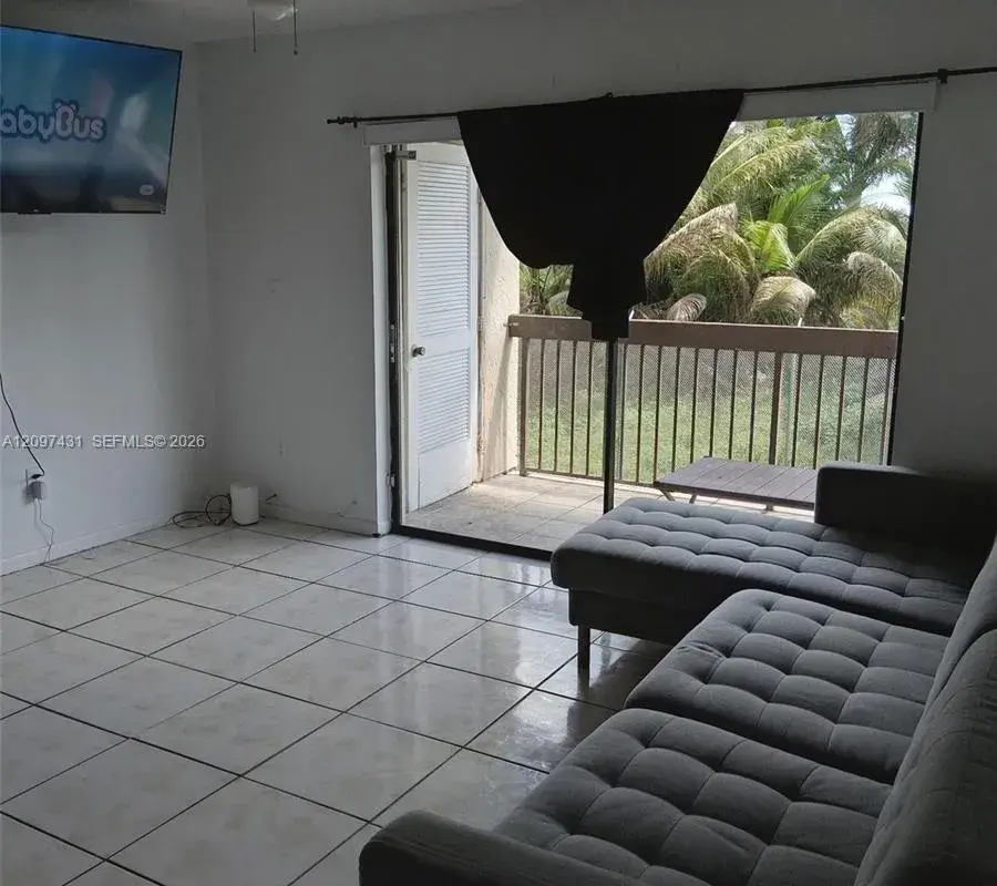 415 NW 210th St # 203, Miami Gardens FL 33169