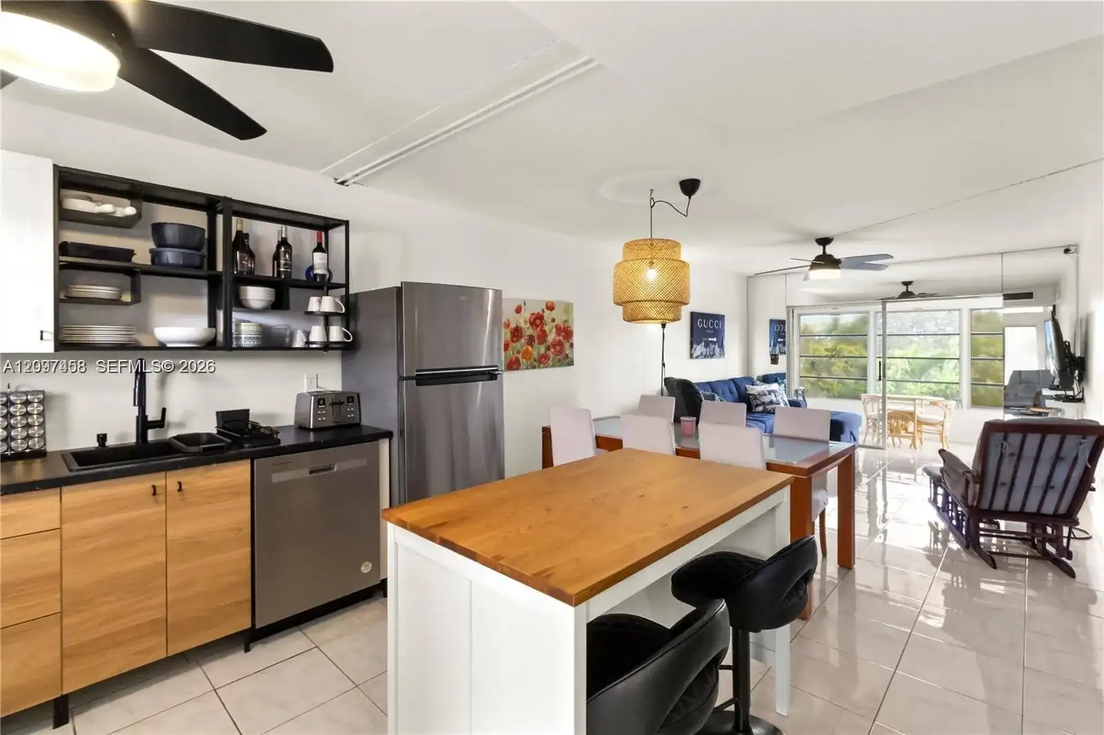 2901 NW 46th Ave # 307, Lauderdale Lakes FL 33313