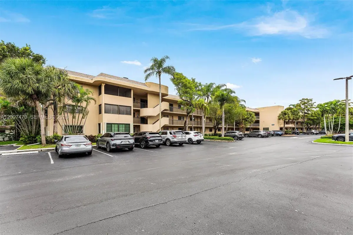 7737 NW 79th Ave # 206, Tamarac FL 33321