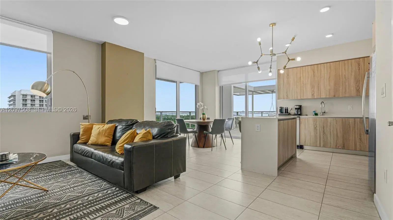 3900 Biscayne Blvd # 913, Miami FL 33137