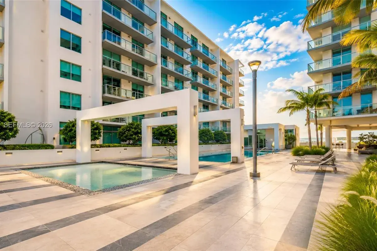 3900 Biscayne Blvd # 913, Miami FL 33137