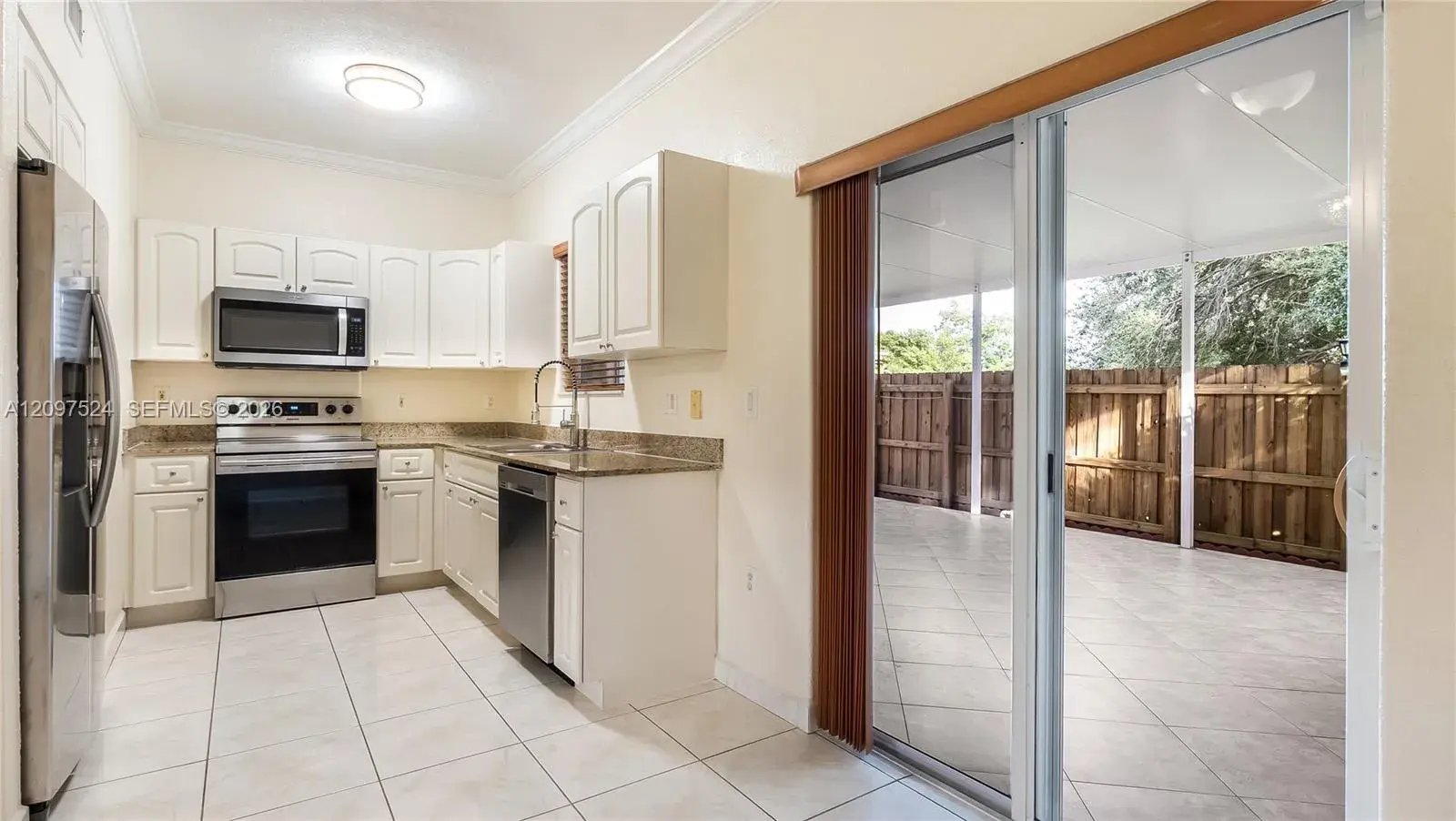 7230 NW 174 Ter # 104, Hialeah FL 33015