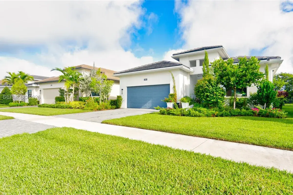5450 Saint Armands Way, Westlake FL 33470