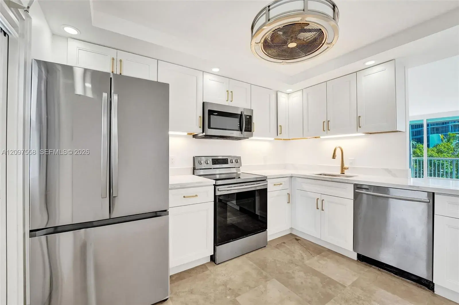 2200 NE 33rd Ave # 3D, Fort Lauderdale FL 33305