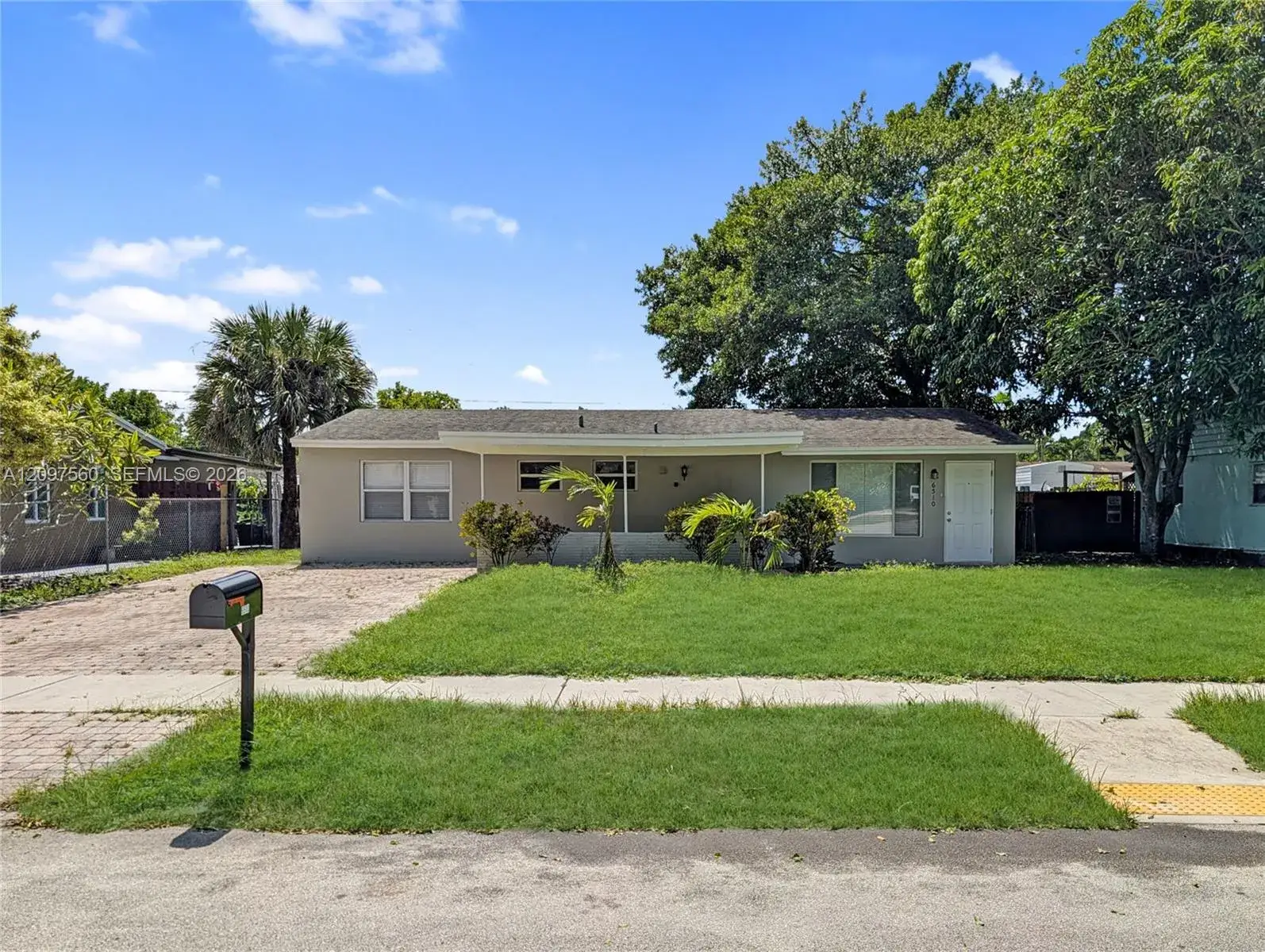 6510 SW 16th Ct, North Lauderdale FL 33068