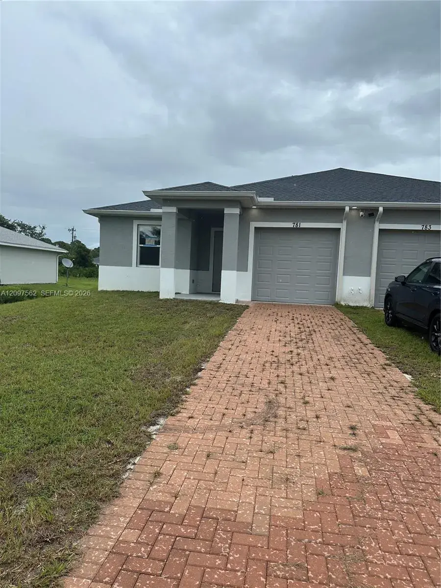 781 Bedford Dr # 781, Fort Myers FL 33974