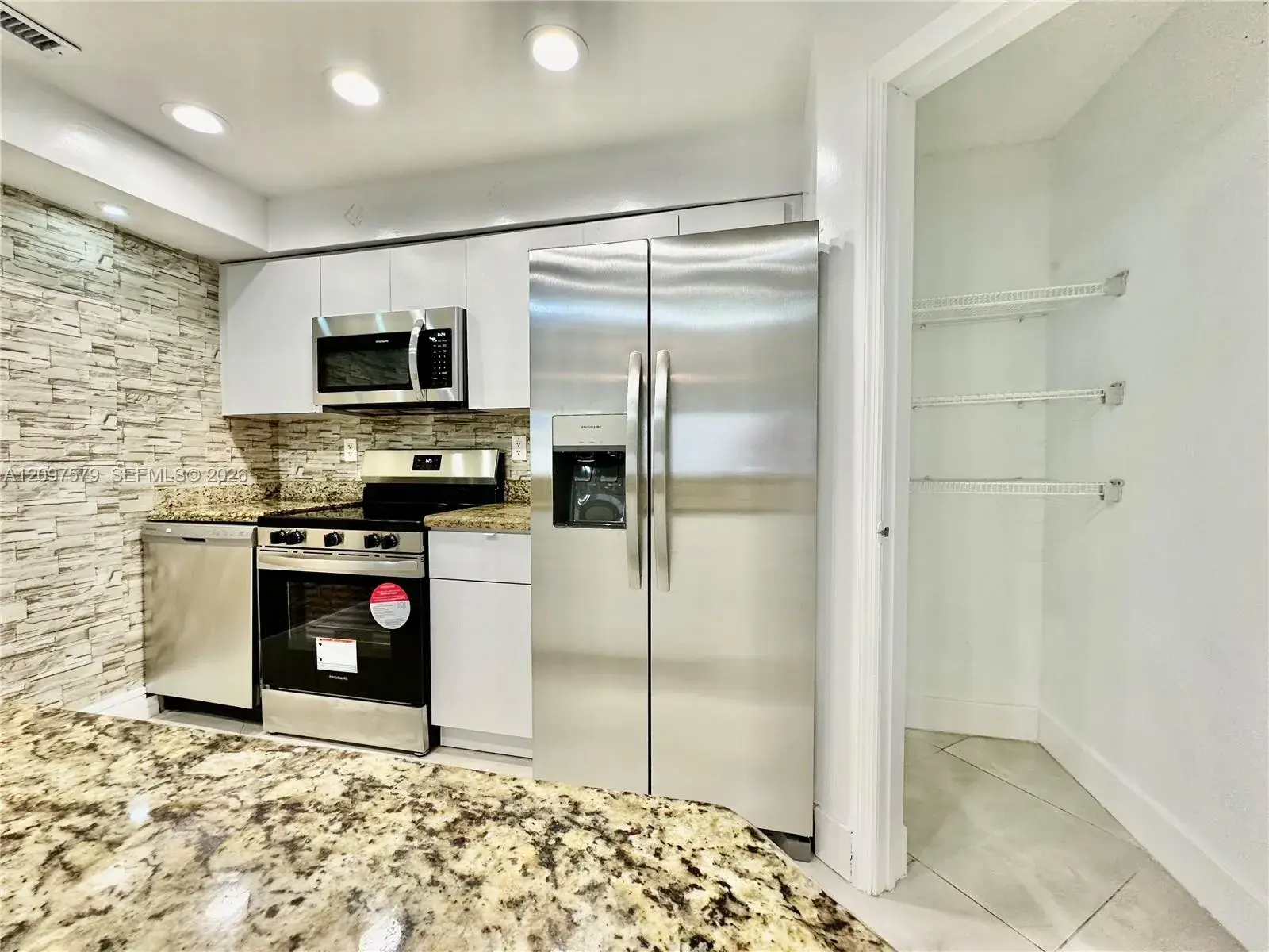 2550 SW 18th Ter # 1802, Fort Lauderdale FL 33315