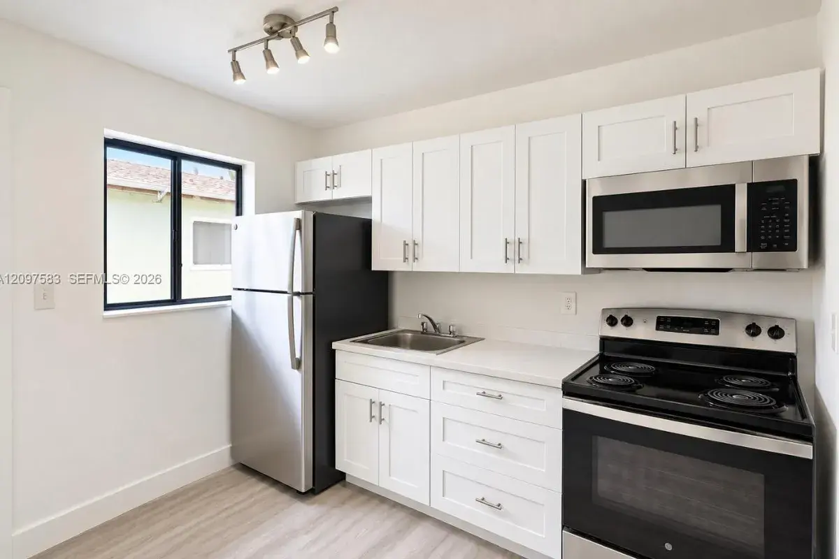1949 Riverside Dr # 2, Fort Lauderdale FL 33312
