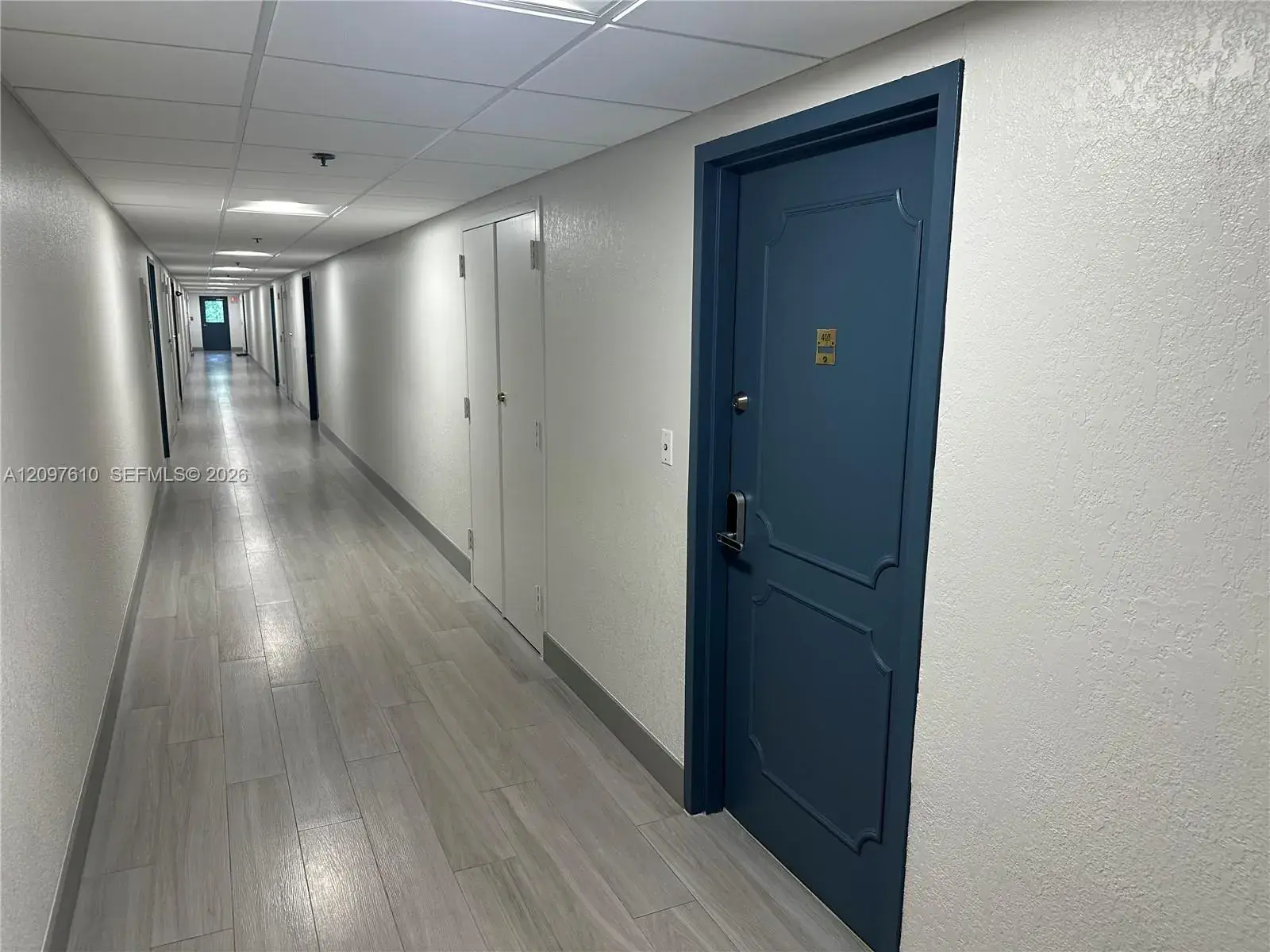 919 Hillcrest Dr # 407, Hollywood FL 33021