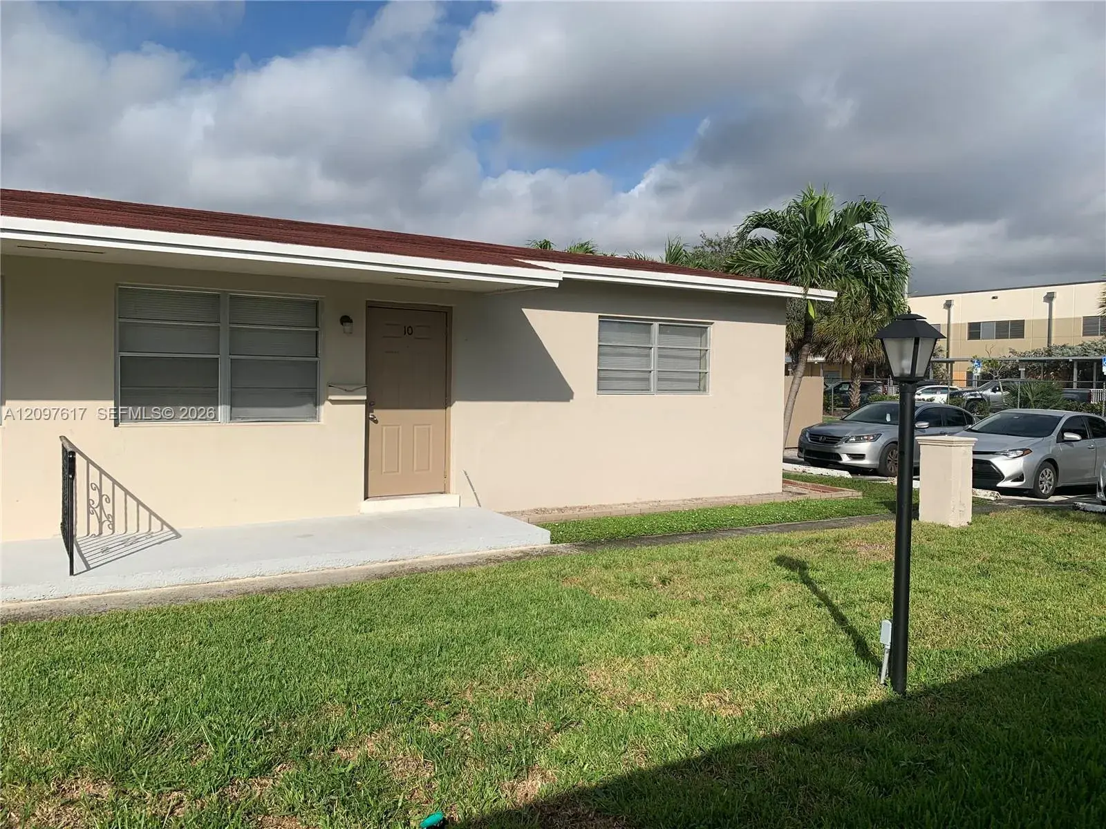 2220 Pierce St # 4, Hollywood FL 33020