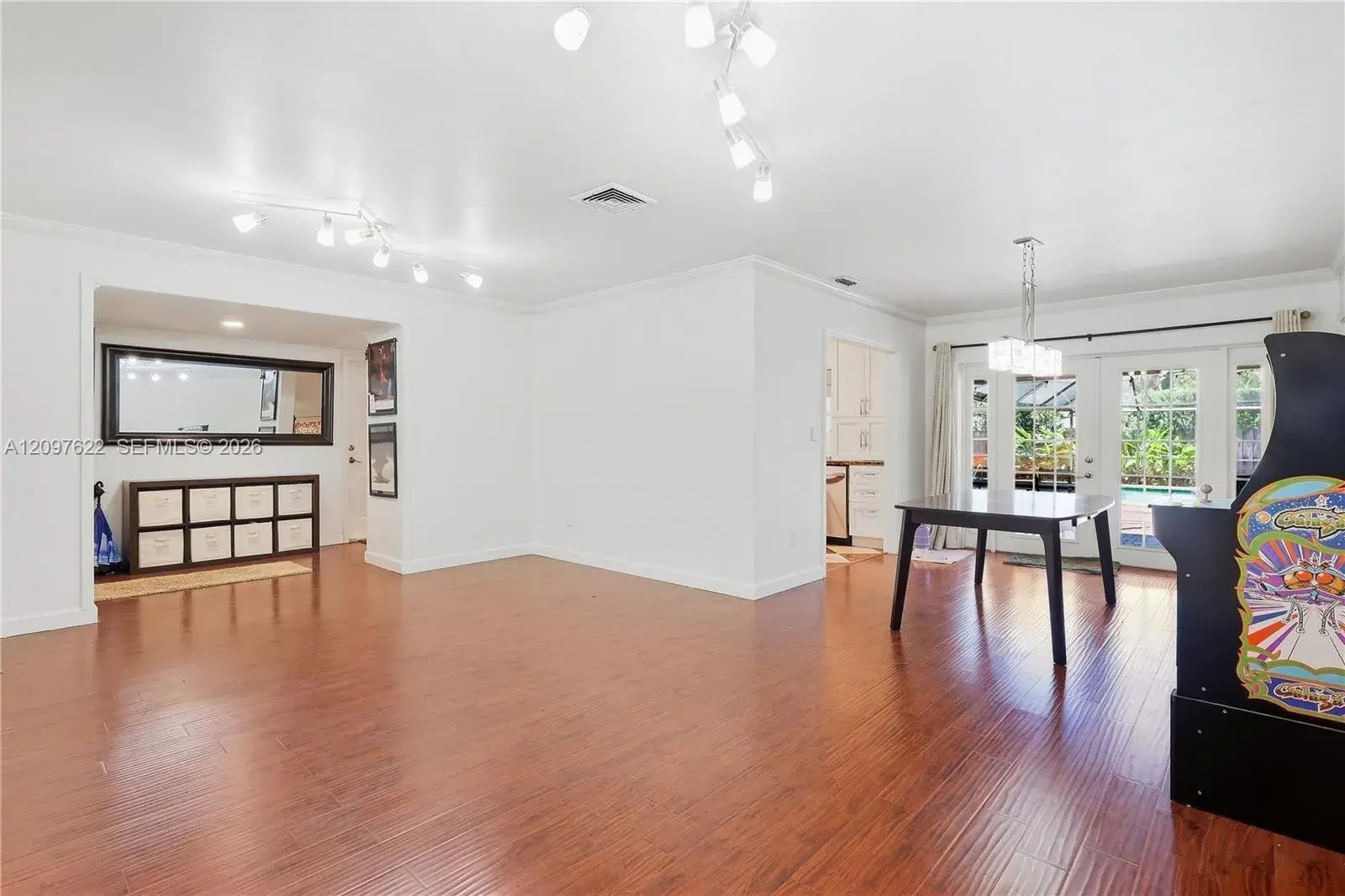 16500 E Stonehaven Rd, Miami Lakes FL 33014