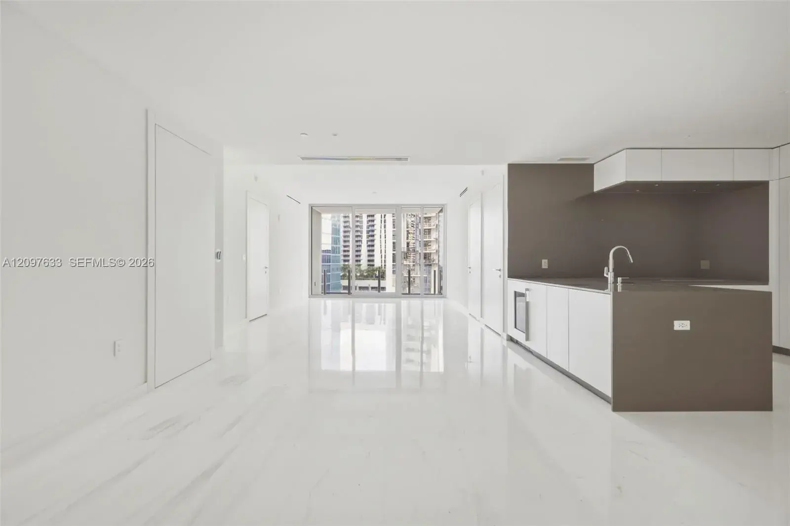 300 Biscayne Boulevard Way # 1709W, Miami FL 33131
