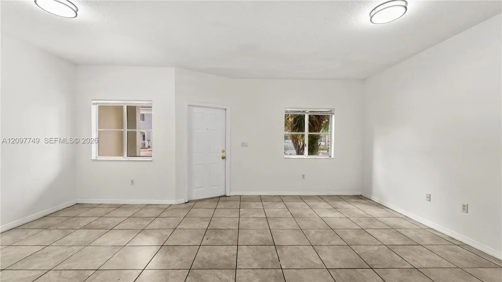 1685 SE 30th St, Homestead FL 33035