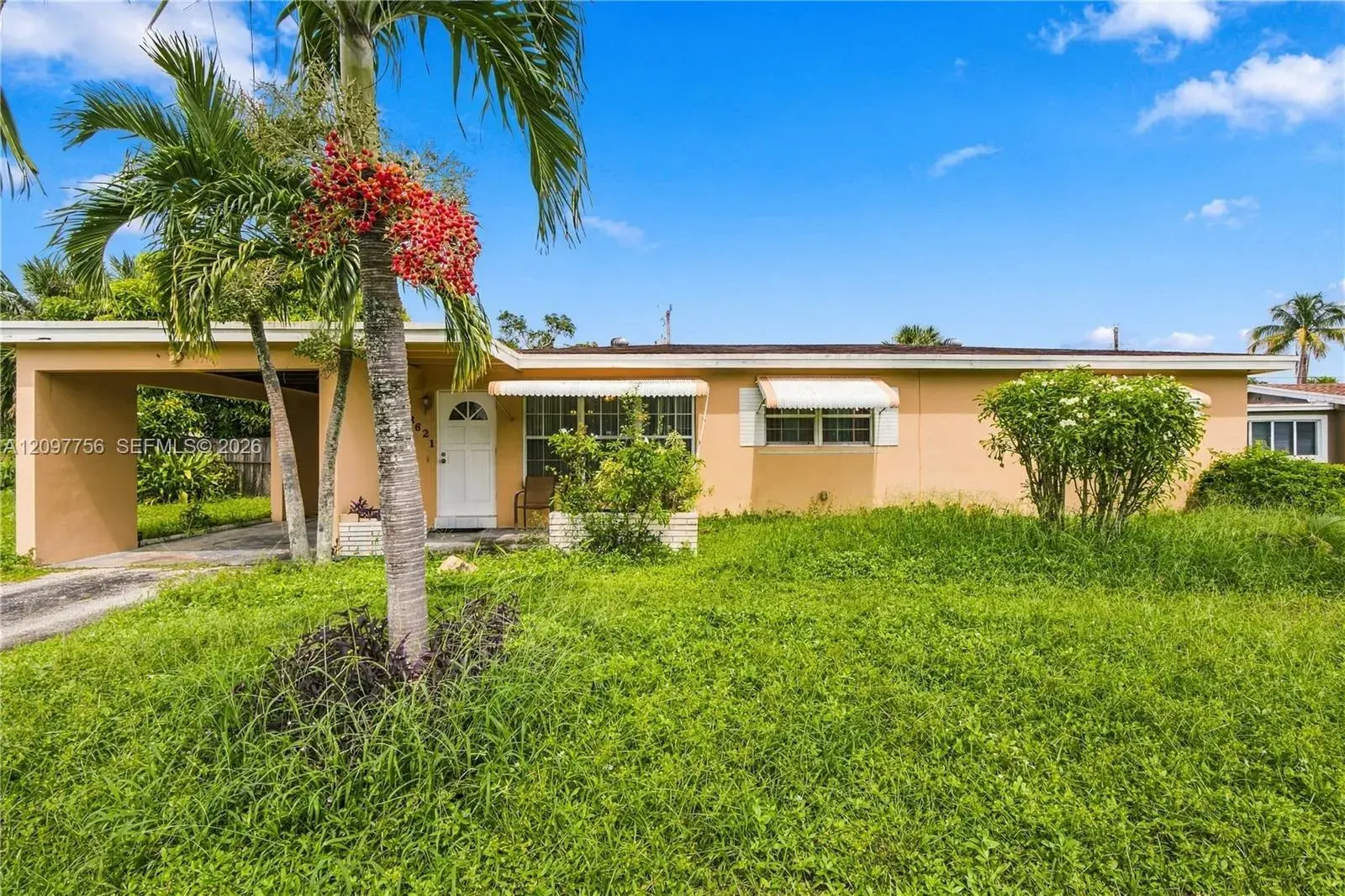 3621 SW 3rd St, Fort Lauderdale FL 33312