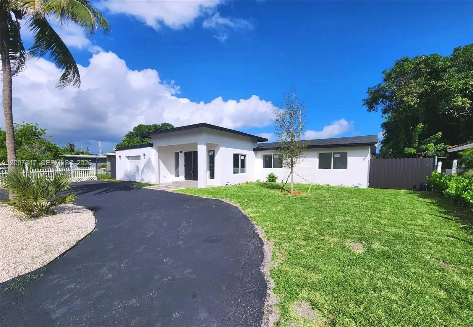 620 SW 38th Ter, Fort Lauderdale FL 33312