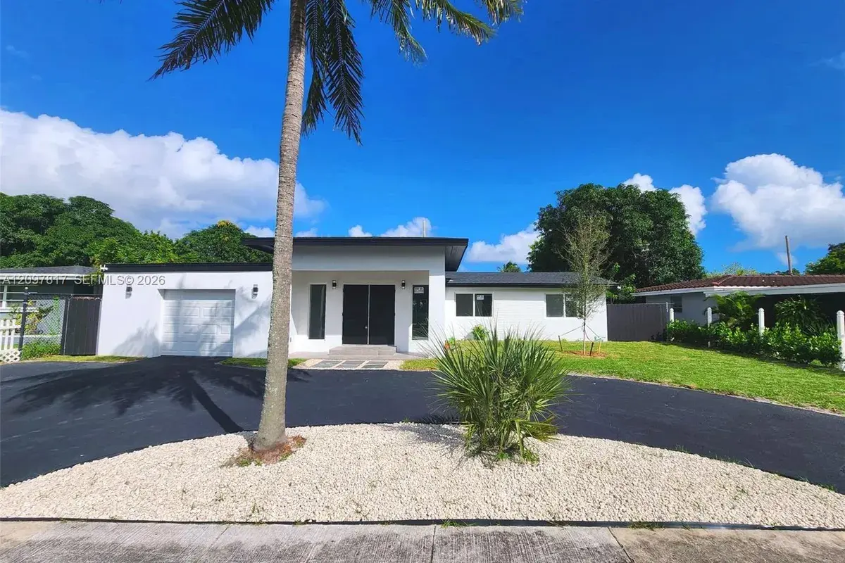 620 SW 38th Ter, Fort Lauderdale FL 33312