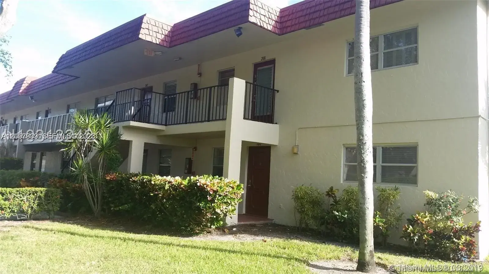 23 Abbey Ln # 207, Delray Beach FL 33446