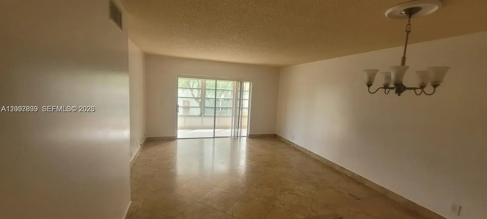 23 Abbey Ln # 207, Delray Beach FL 33446