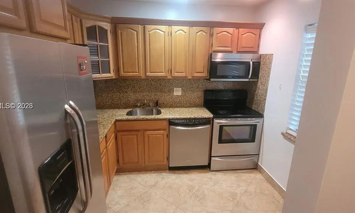 23 Abbey Ln # 207, Delray Beach FL 33446