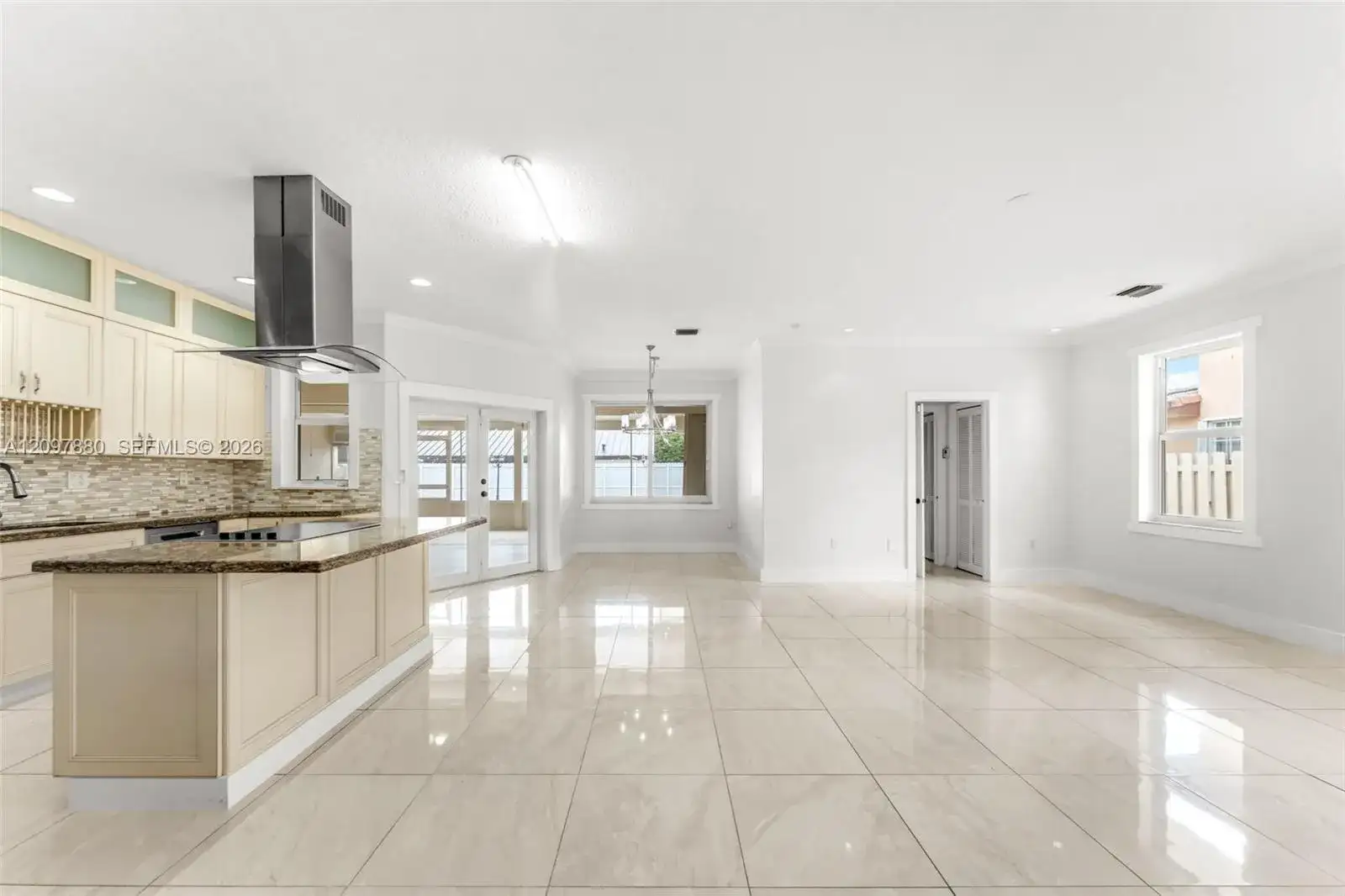 2761 SW 140th Ave, Miami FL 33175 photo 2