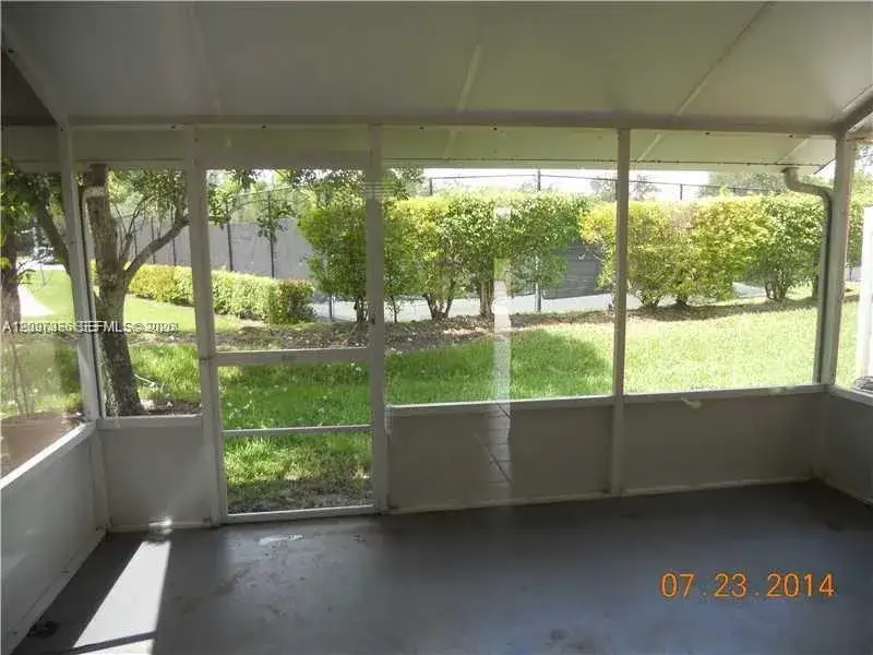 1487 SW 48th Ter, Deerfield Beach FL 33442