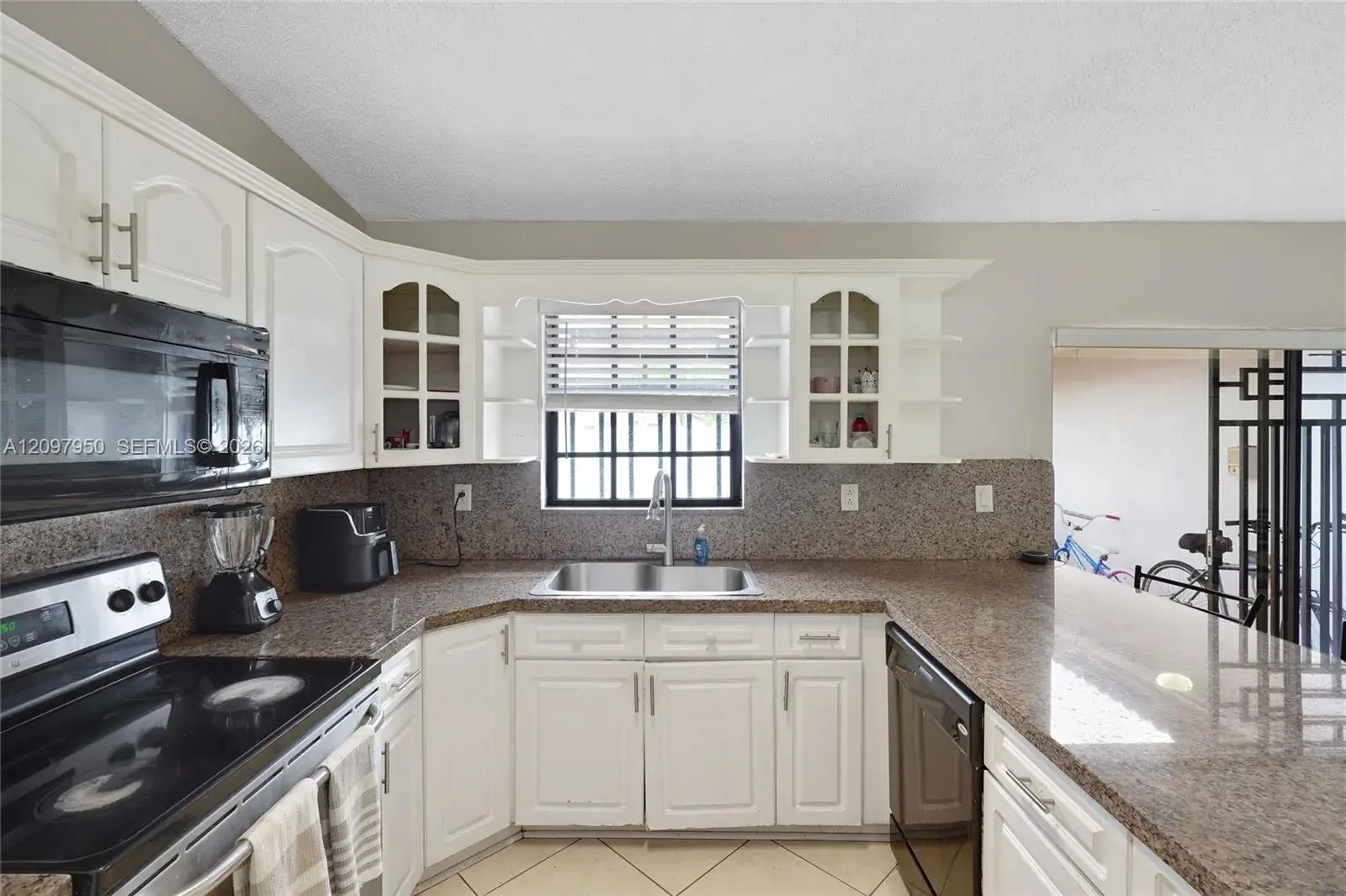 6316 SW 151st Pl, Miami FL 33193