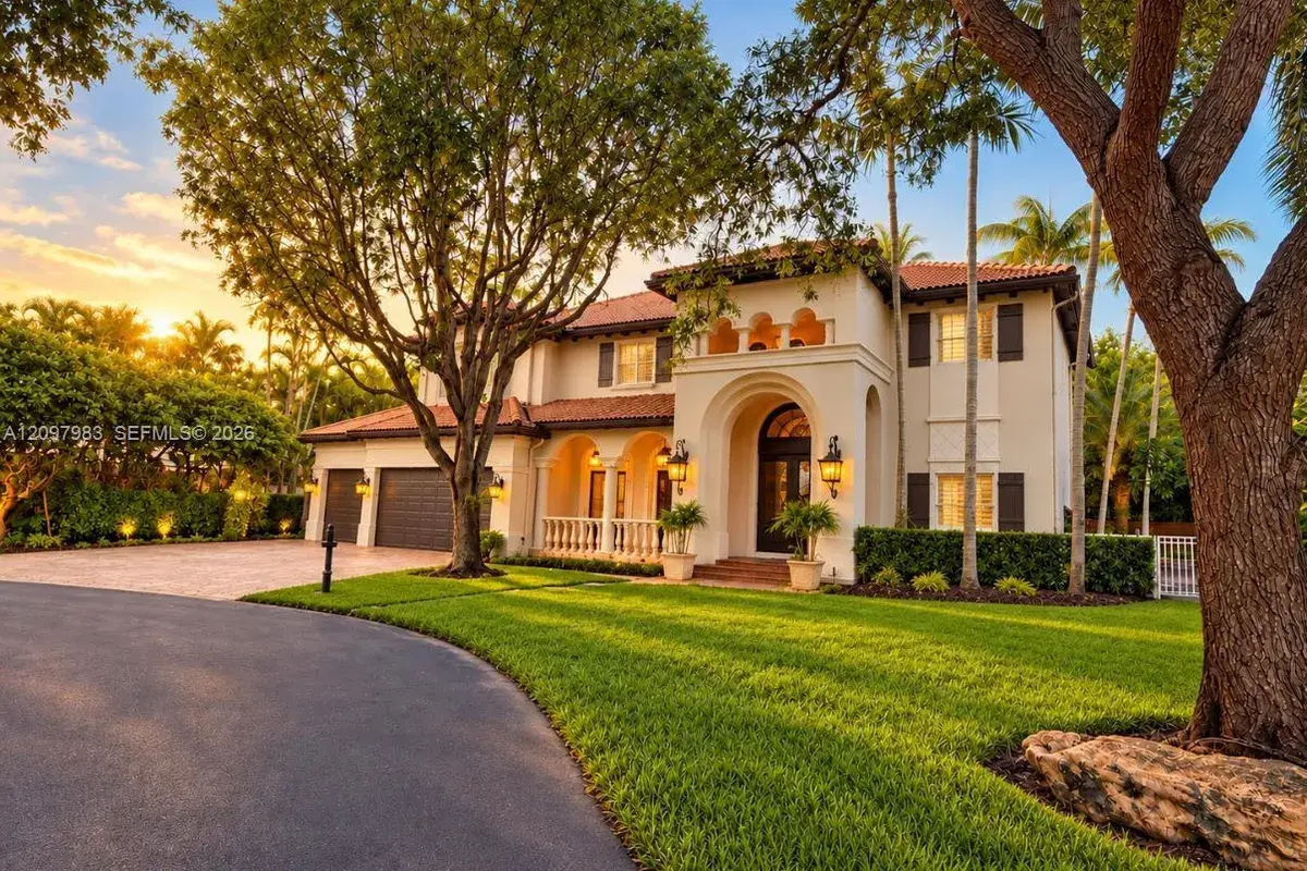 17015 SW 74th Ave, Palmetto Bay FL 33157