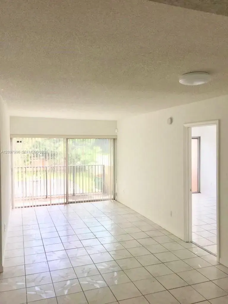 400 NE 18th Ave # 202, Homestead FL 33033