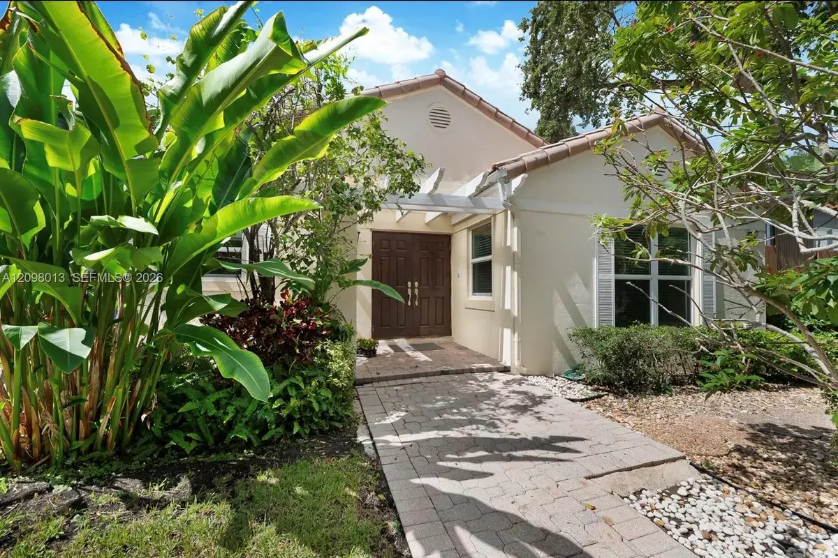 2860 SW 22nd Ave, Miami FL 33133