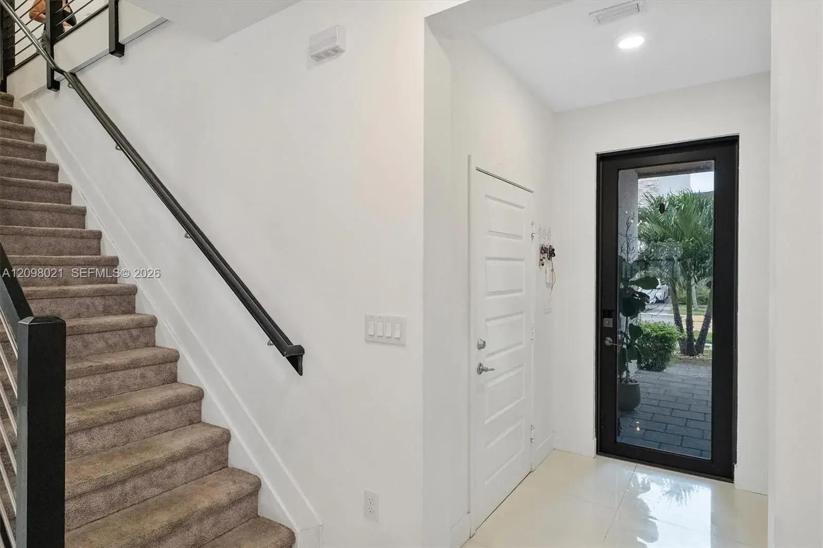8110 NW 104th Ct, Doral FL 33178