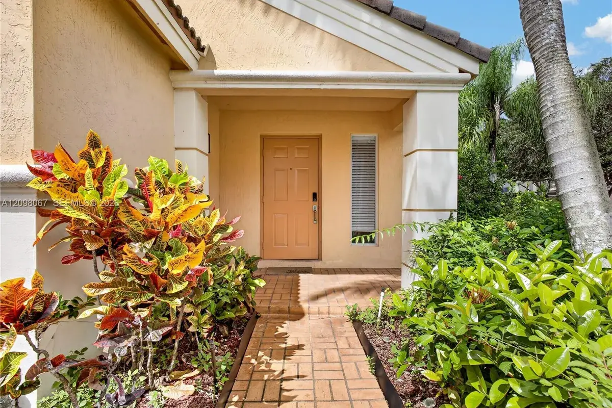 1509 Sunset Way, Weston FL 33327