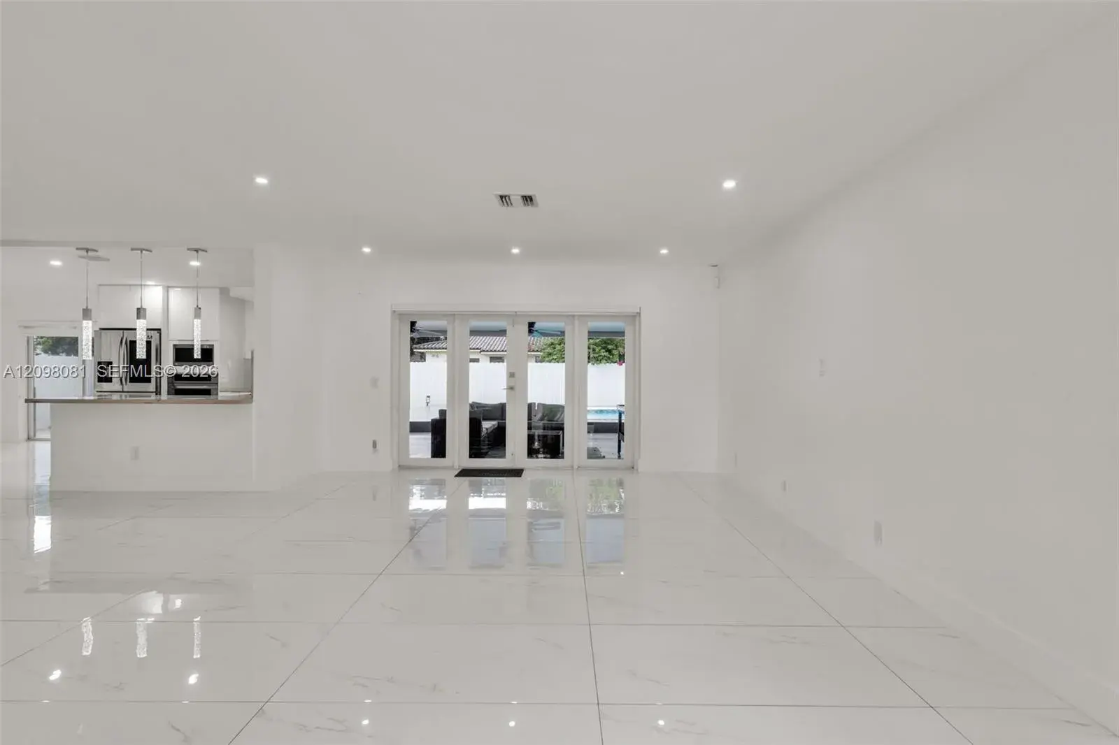 6951 S Miami Lakeway S, Miami Lakes FL 33014