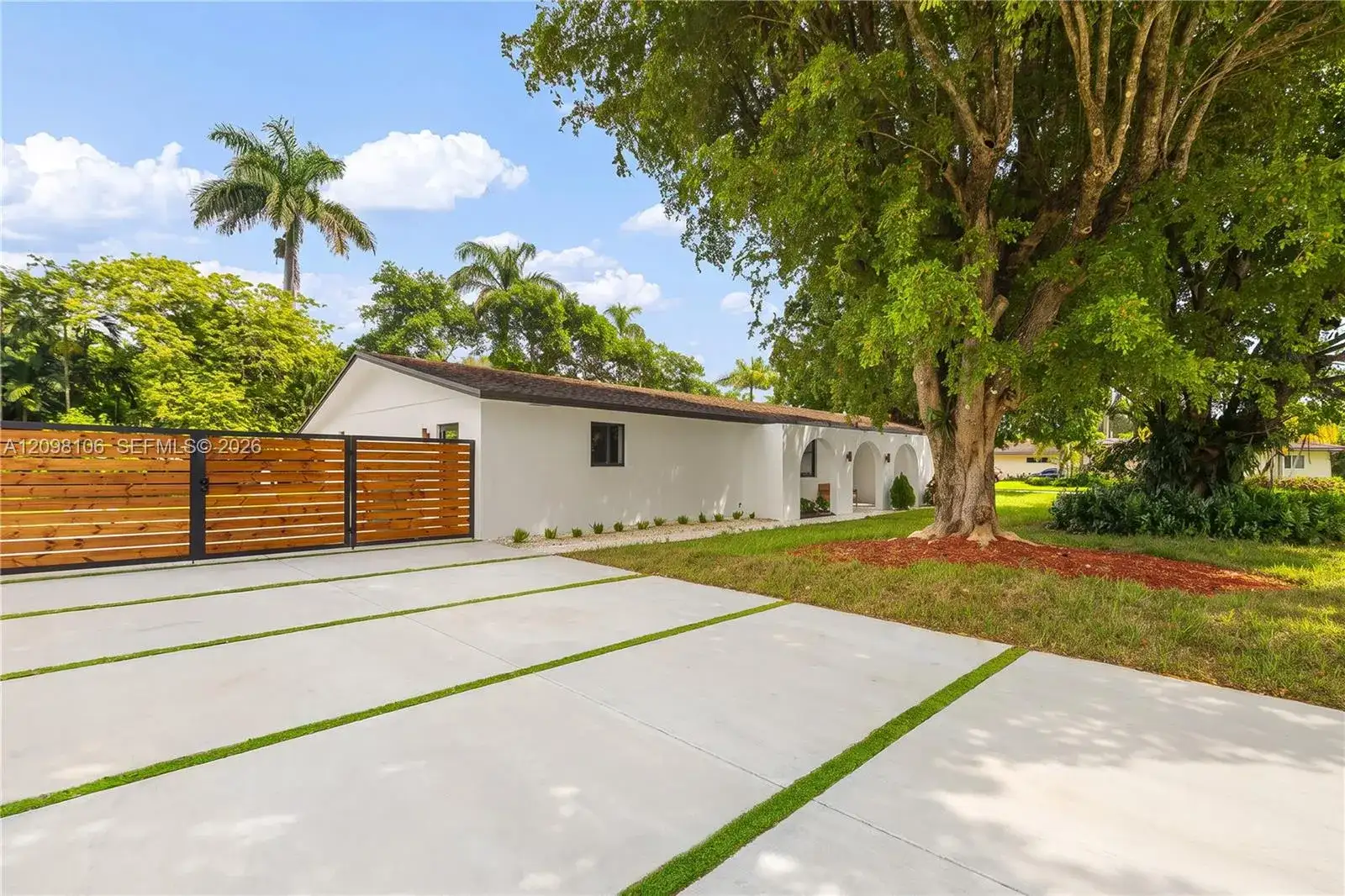 9721 SW 122nd St, Miami FL 33176 photo 4