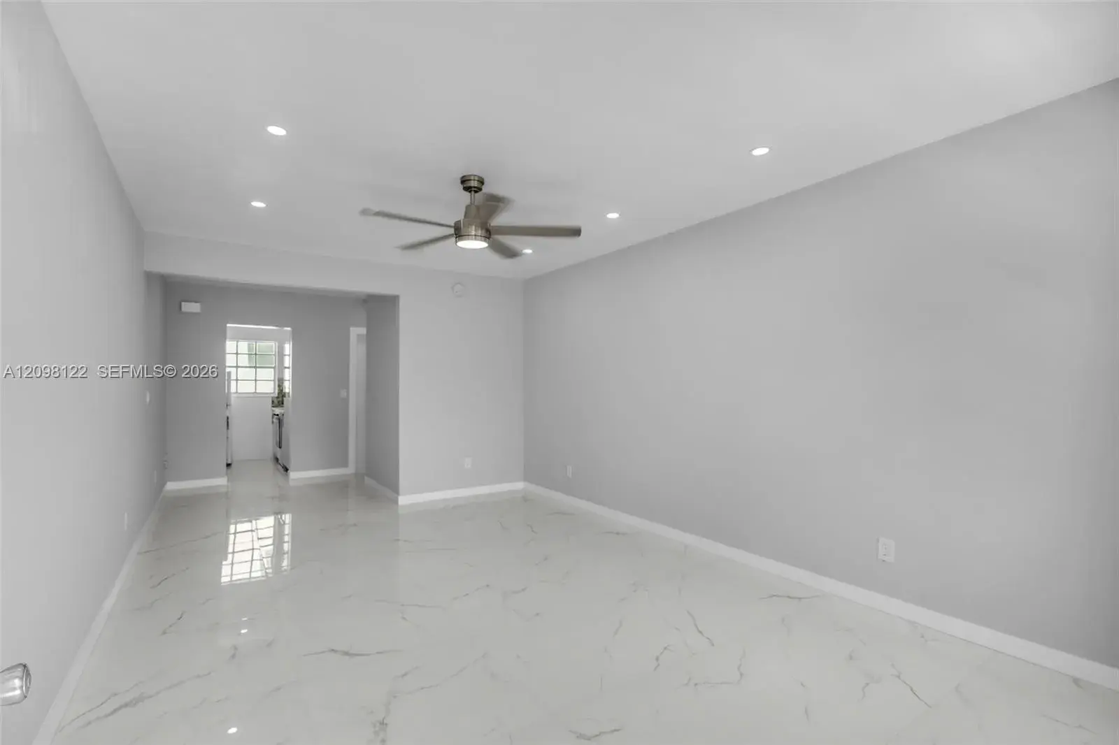 635 8th St # 205, Miami Beach FL 33139