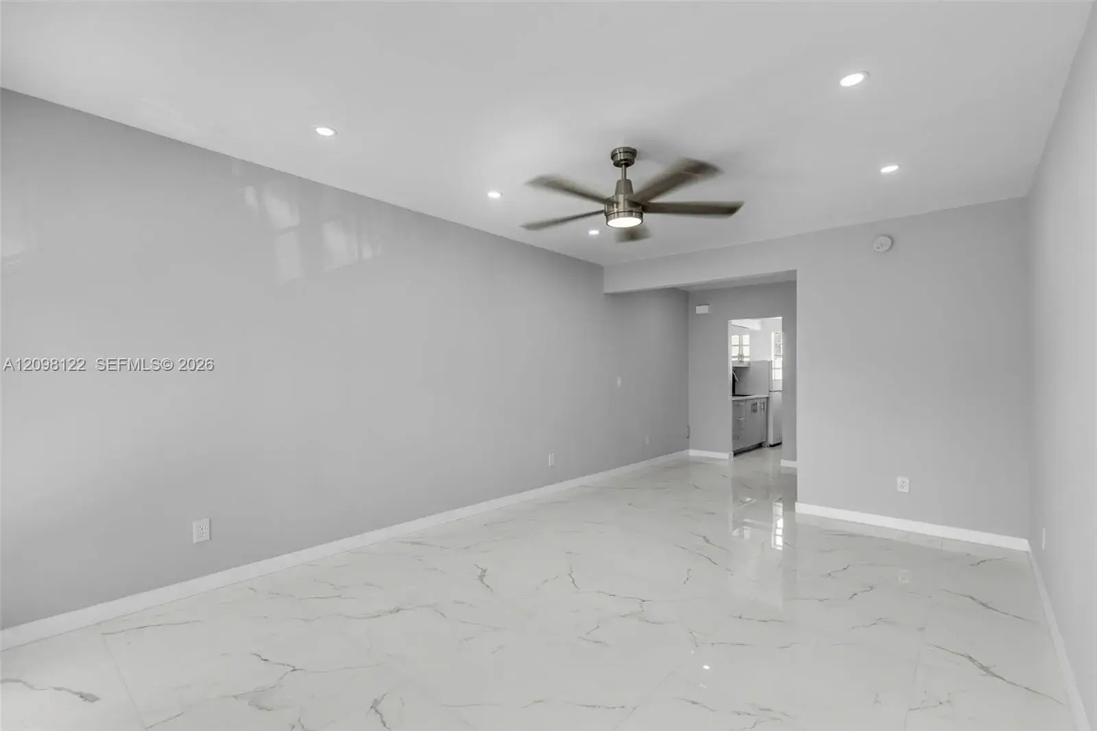 635 8th St # 205, Miami Beach FL 33139