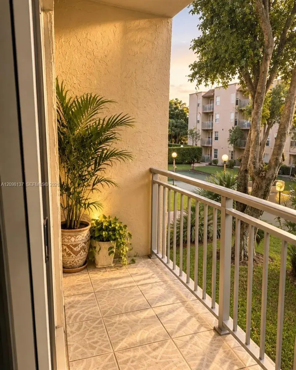 4713 NW 7th St # 1, Miami FL 33126