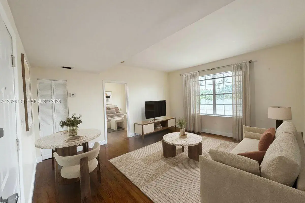 1051 Meridian Ave # 1K, Miami Beach FL 33139