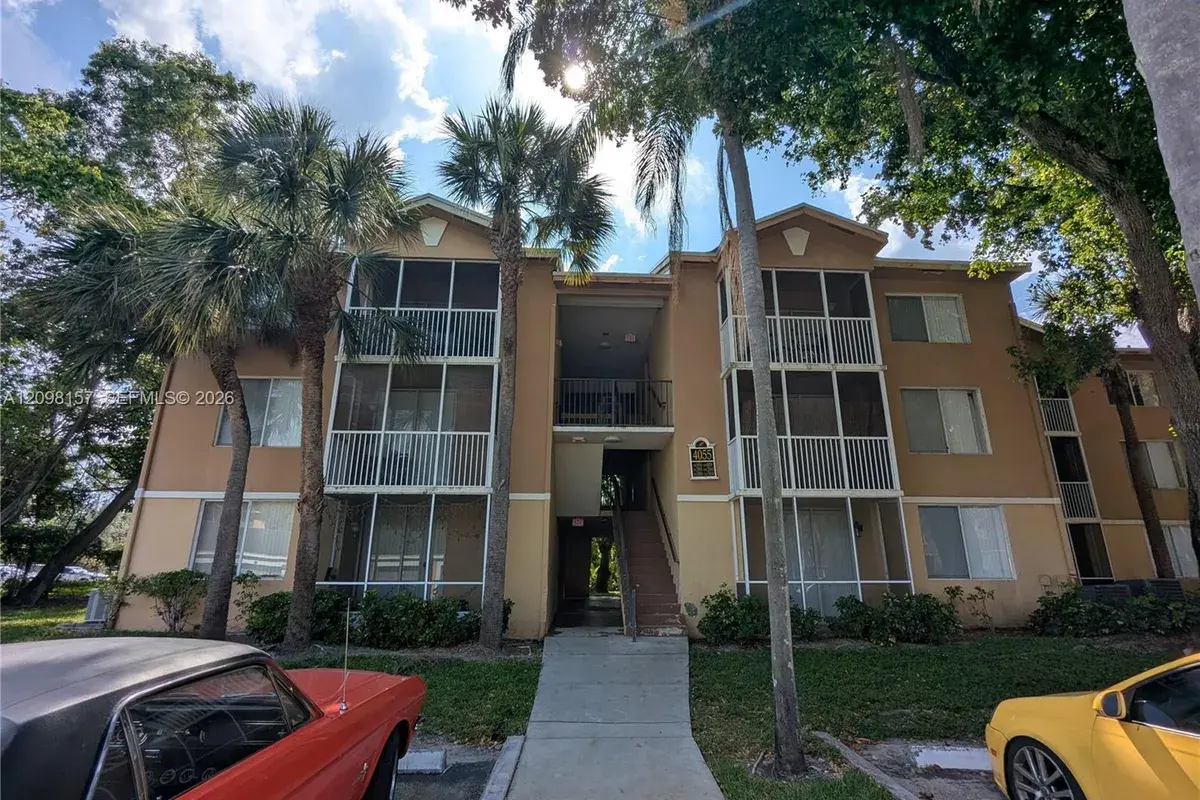 4055 W Mcnab Rd # H203, Pompano Beach FL 33069