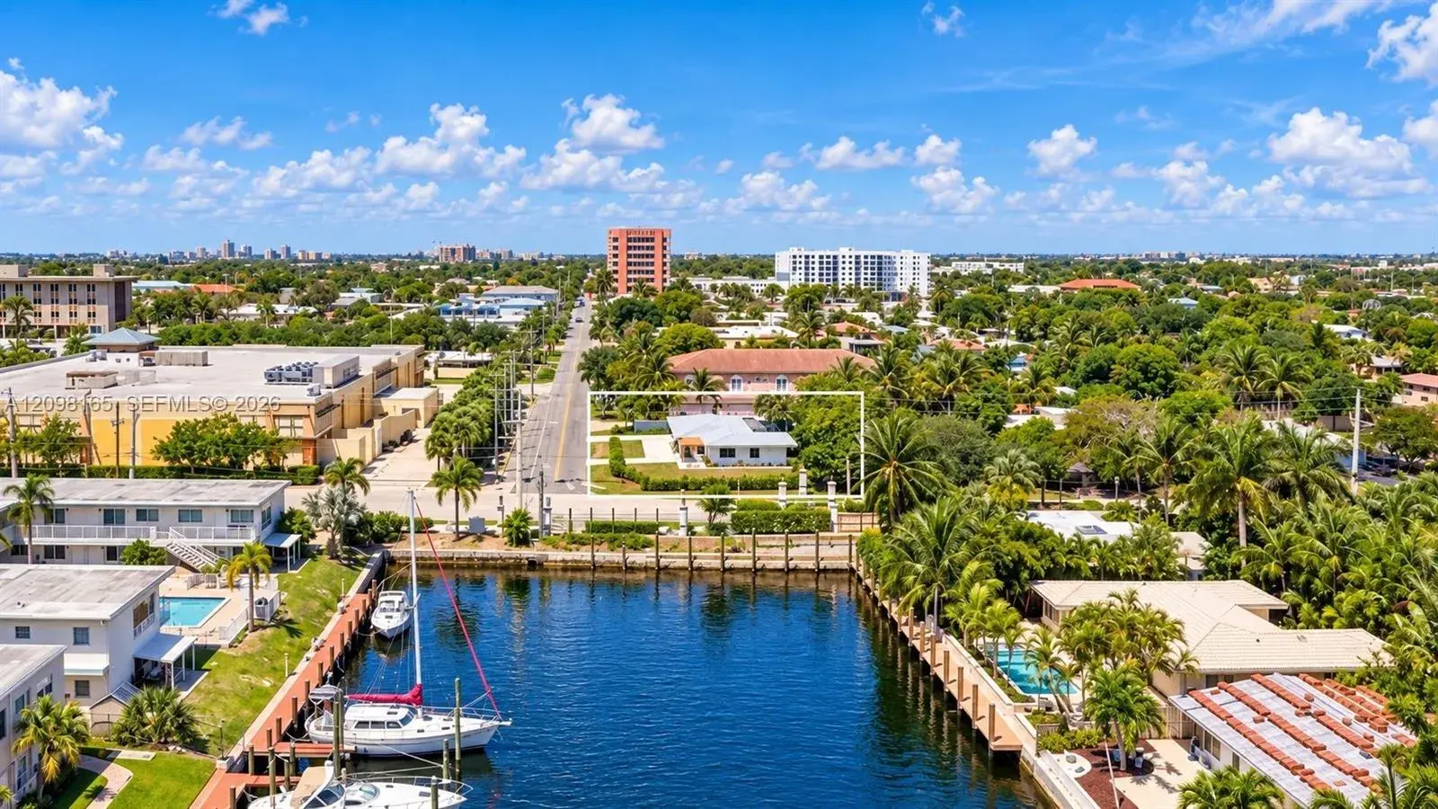 201 NE 26th Ave, Pompano Beach FL 33062