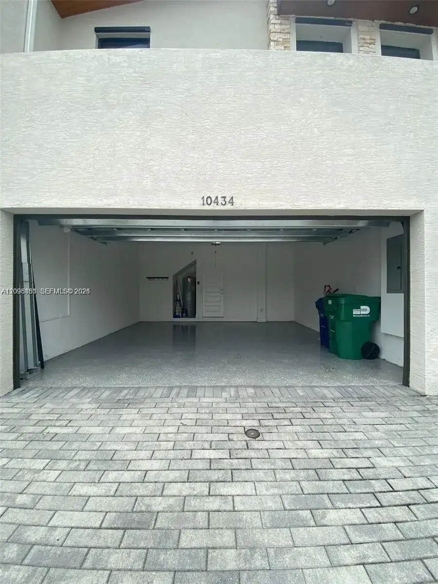10434 NW 78, Doral FL 33178 photo 4