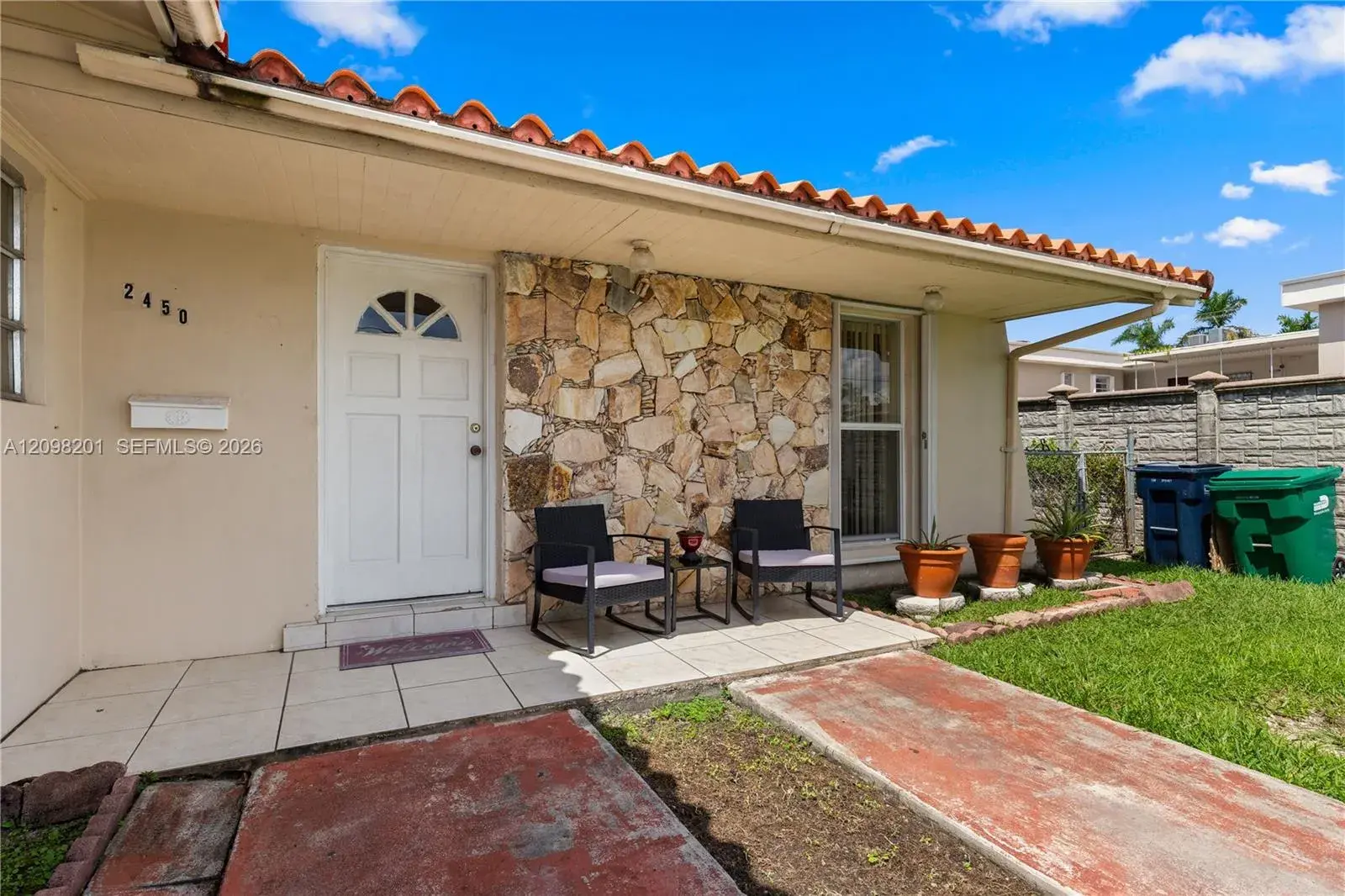 2450 SW 90th Ave, Miami FL 33165