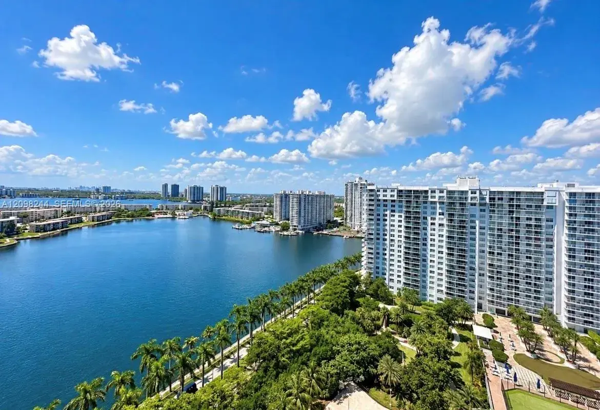 2851 NE 183rd St # 2110E, Aventura FL 33160