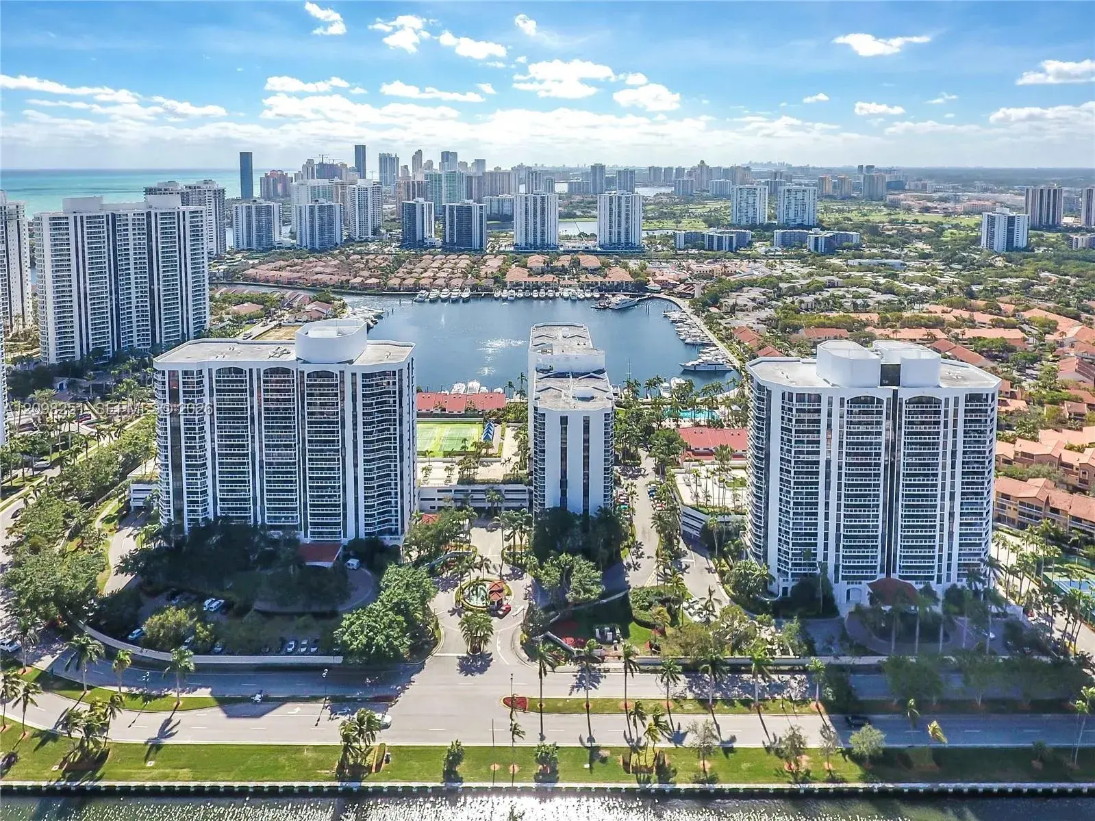 3610 Yacht Club Dr # 410, Aventura FL 33180